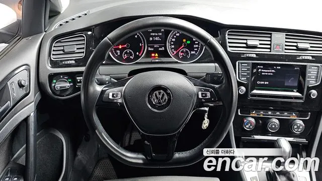Volkswagen Golf 2013 thumb 10
