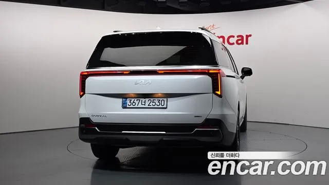 Kia Carnival 2025 thumb 3