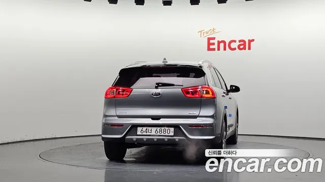 Kia Niro 2019 thumb 4