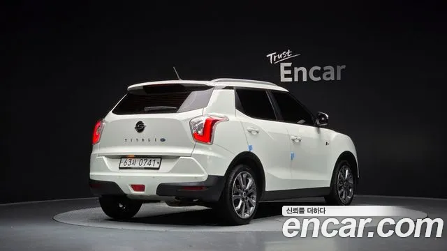 KGM Tivoli 2016 thumb 8
