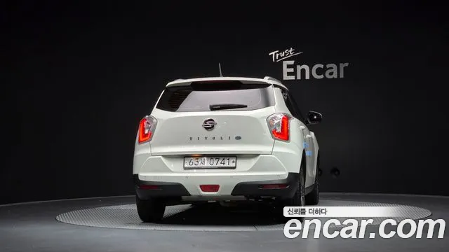 KGM Tivoli 2016 thumb 10