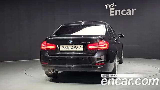 BMW 3 серии 2017 thumb 5