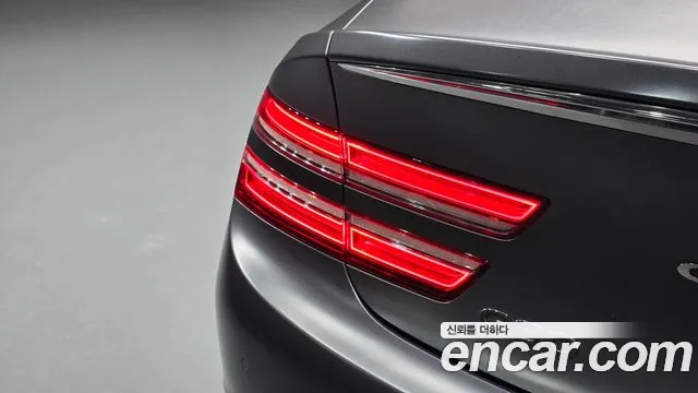Genesis G80 2021 thumb 11