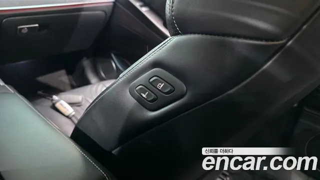 Genesis G80 2021 thumb 12