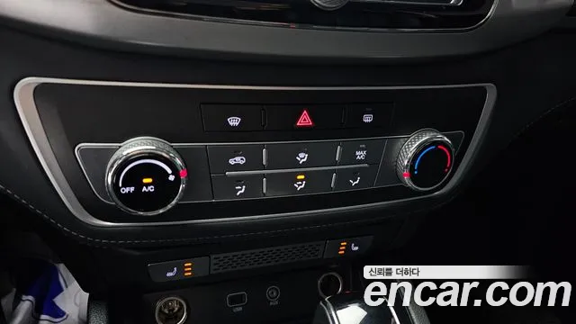 KGM Rexton 2018 thumb 6