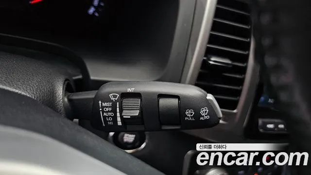 KGM Rexton 2018 thumb 4