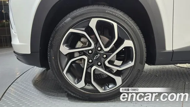 Chevrolet Tracker 2024 thumb 4