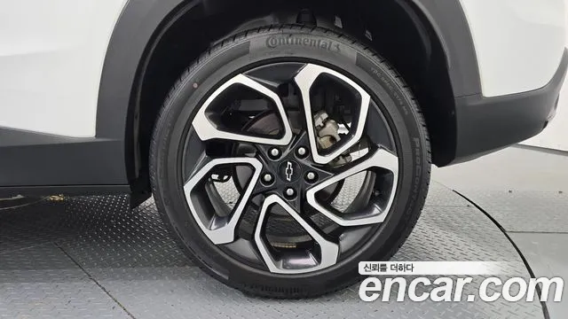 Chevrolet Tracker 2024 thumb 3