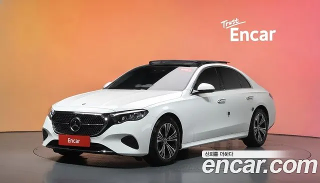 Mercedes-Benz E-Class 2024 thumb 9