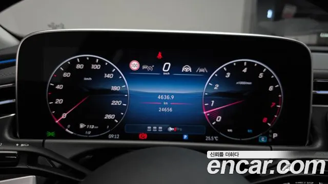 Mercedes-Benz E-Class 2024 thumb 12