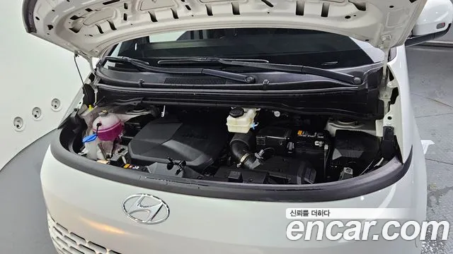 Hyundai Staria 2022 thumb 12