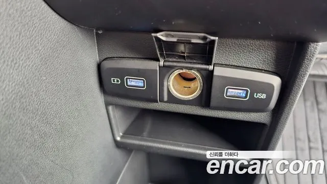 Hyundai Staria 2022 thumb 11