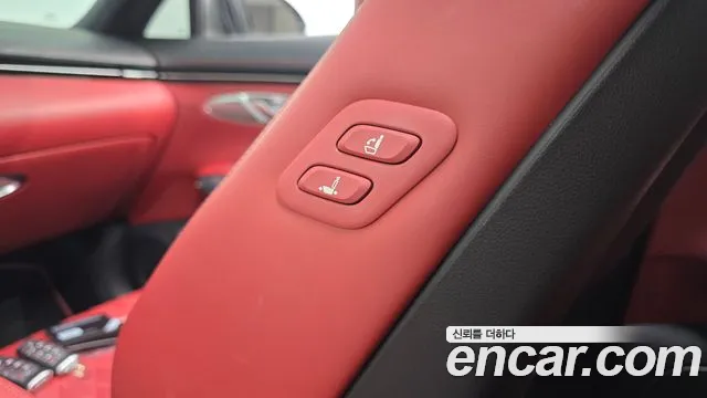 Genesis GV70 2022 thumb 5