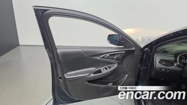 Chevrolet Malibu 2016 thumb 6