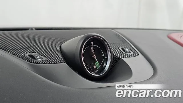Maserati Levante 2019 thumb 4