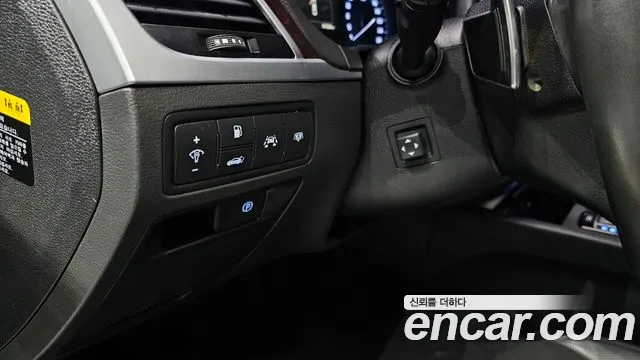 Hyundai Genesis 2016 thumb 12
