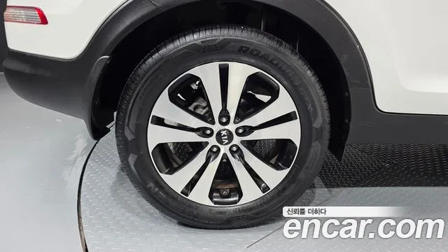 Kia Sportage 2011 thumb 12