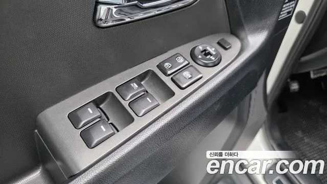 Kia Sportage 2011 thumb 5