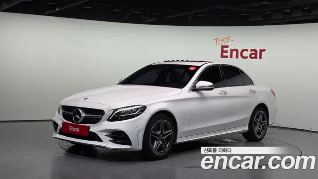 Mercedes-Benz C-Class 2019 thumb 6