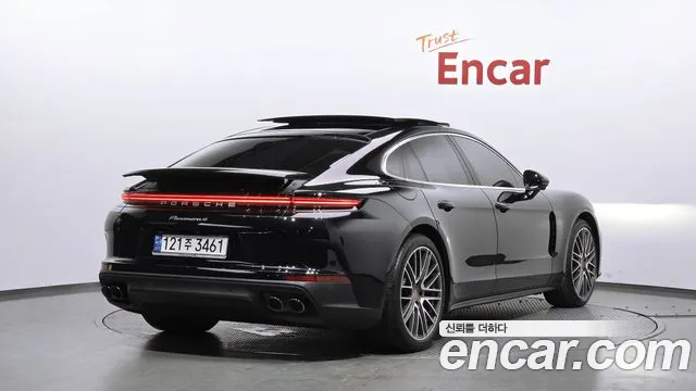 Porsche Panamera 2024 thumb 10