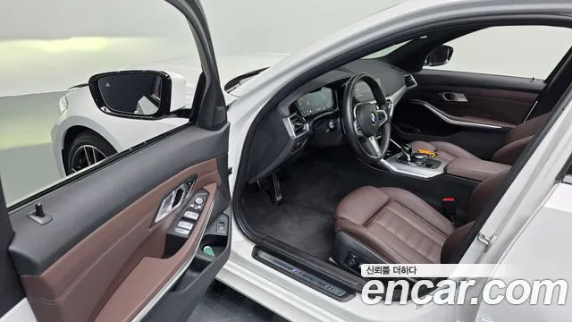 BMW 3 серии 2022 thumb 12