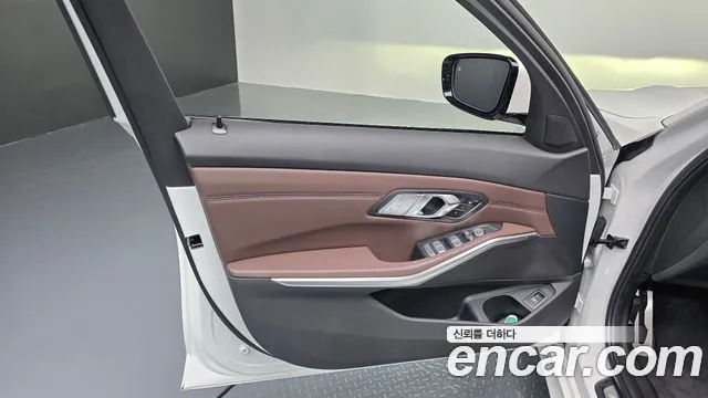 BMW 3 серии 2022 thumb 5