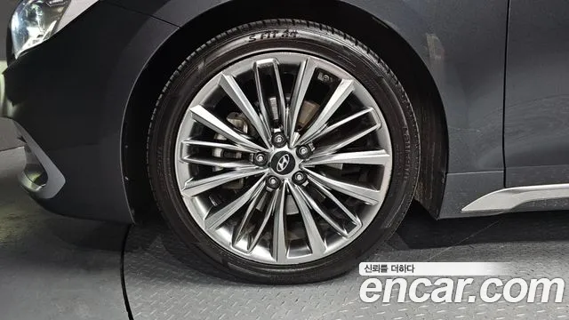Hyundai Grandeur 2017 thumb 10