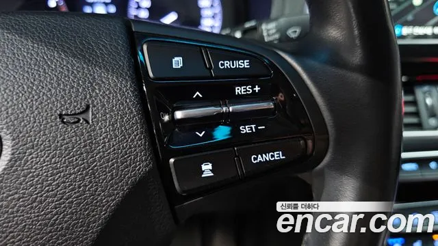 Hyundai Grandeur 2017 thumb 3