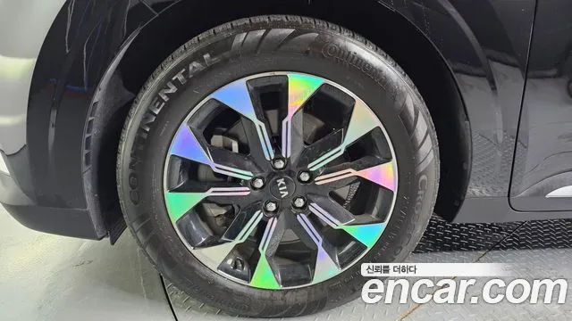 Kia Carnival 2021 thumb 11
