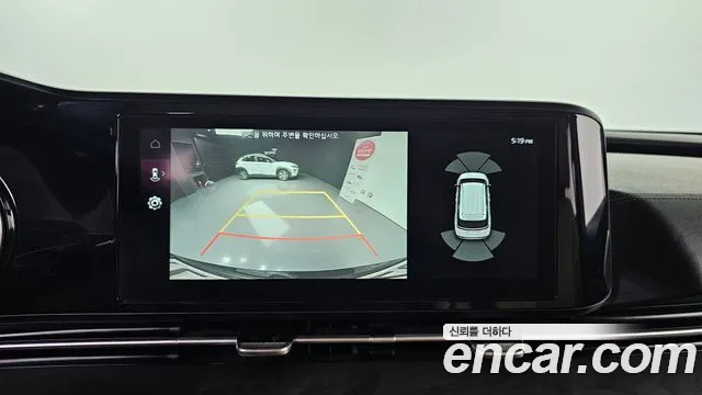 Kia Carnival 2021 thumb 6