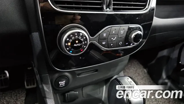 Renault Clio 2019 thumb 7