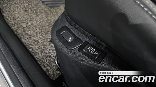 Renault Clio 2019 thumb 2