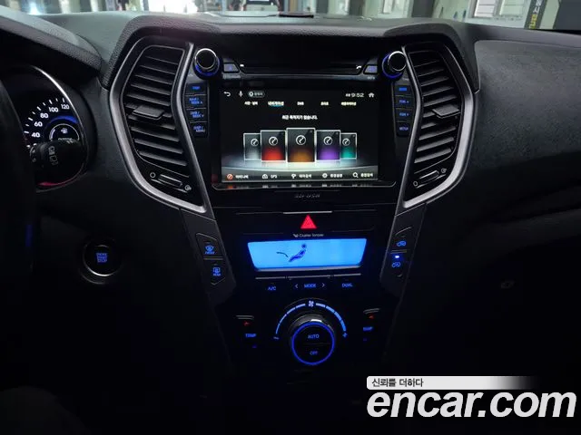 Hyundai Санта Фе 2015 thumb 5