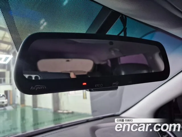 Hyundai Санта Фе 2015 thumb 2
