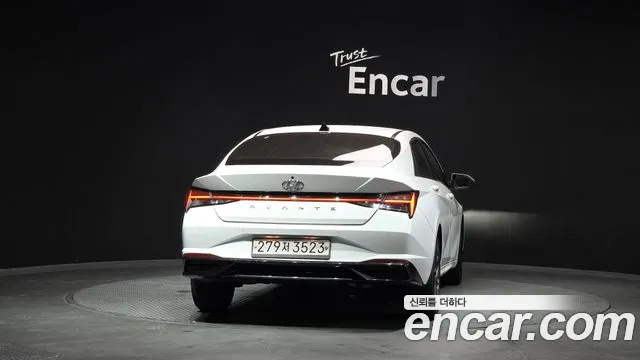 Hyundai Elantra 2020 thumb 3