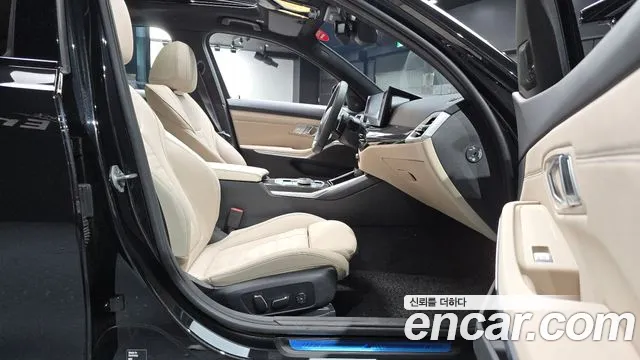 BMW 3 серии 2025 thumb 11