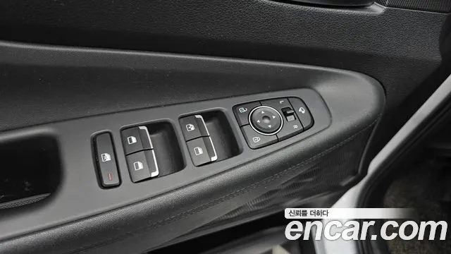 Hyundai Santa Fe 2021 thumb 10