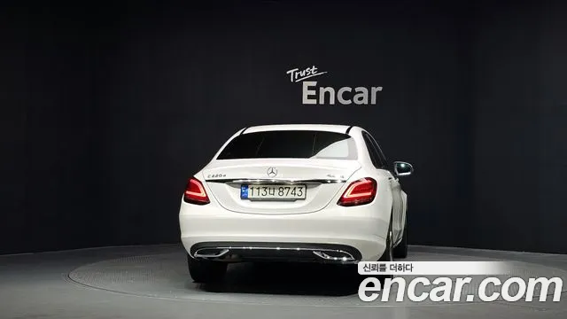 Mercedes-Benz C-Class 2021 thumb 5