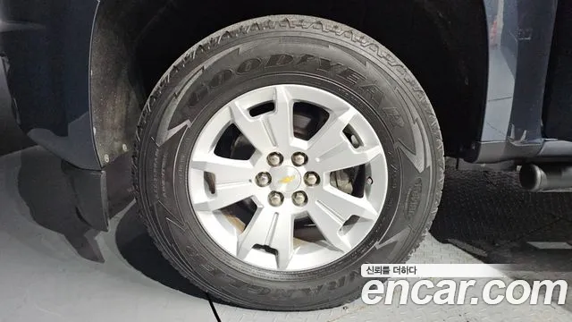 Chevrolet Colorado 2019 thumb 12