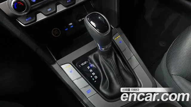 Hyundai Elantra 2018 thumb 4