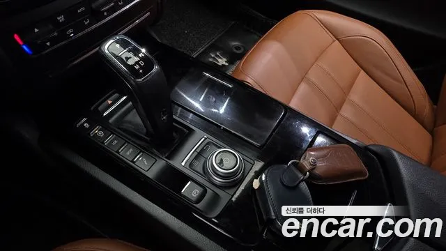 Maserati Ghibli 2019 thumb 9