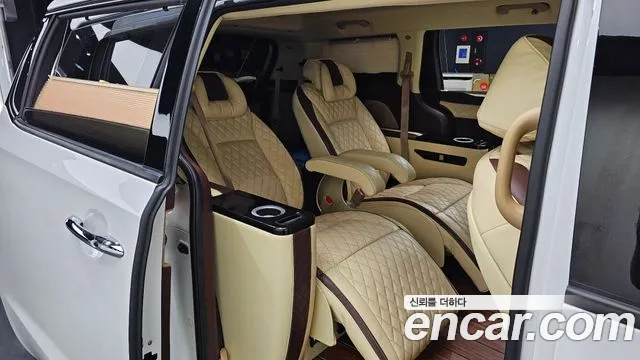 Kia Carnival 2020 thumb 10