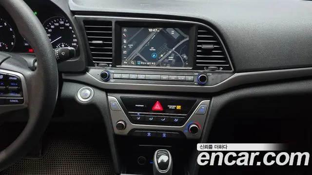 Hyundai Avante 2017 thumb 4