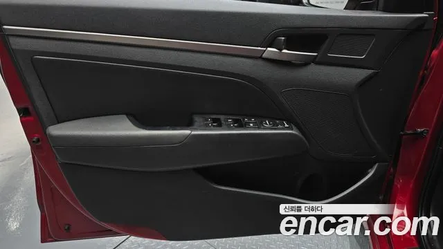 Hyundai Avante 2017 thumb 8