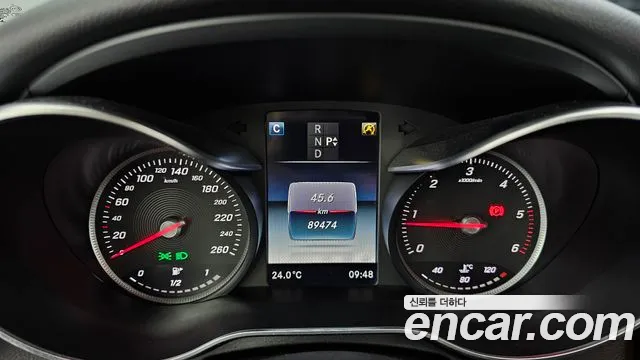 Mercedes-Benz C-Class 2016 thumb 12