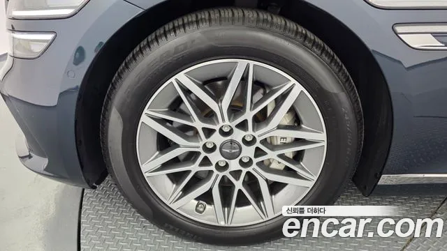 Genesis G80 2024 thumb 6