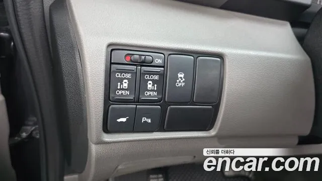 Honda Odyssey 2016 thumb 6