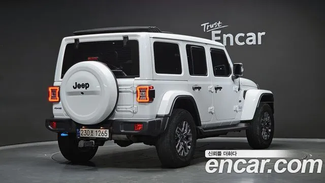 Jeep Wrangler 2022 thumb 4