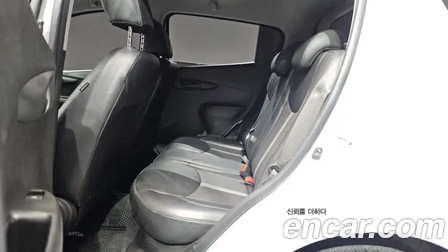 Chevrolet Spark 2018 thumb 7