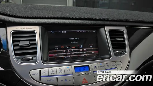 Hyundai Genesis 2011 thumb 9